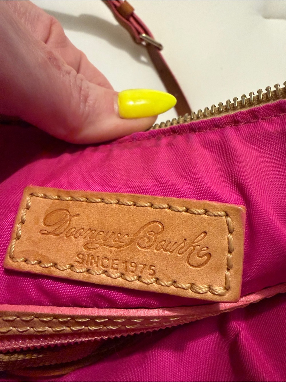 Disney Dooney & Bourke Princess Half Marathon 2015 Crossbody Bag - Picture 6 of 8